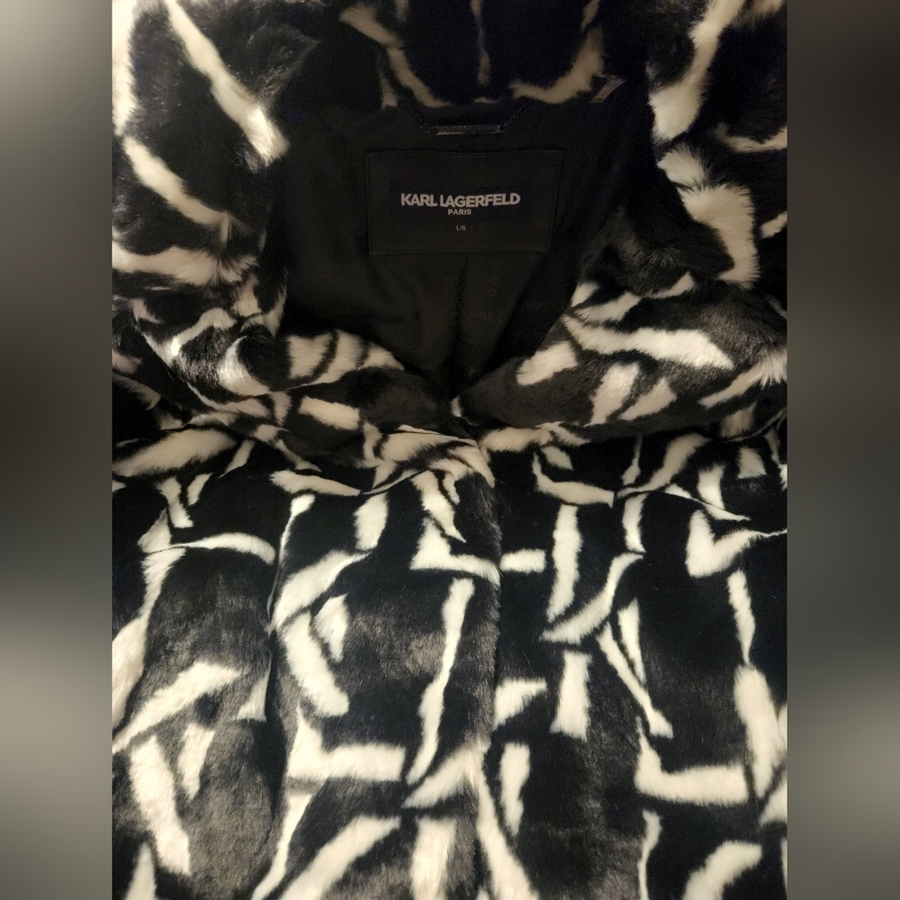 Karl Lagerfeld Women's Monochrome Faux Fur Coat - Picture 4 of 16